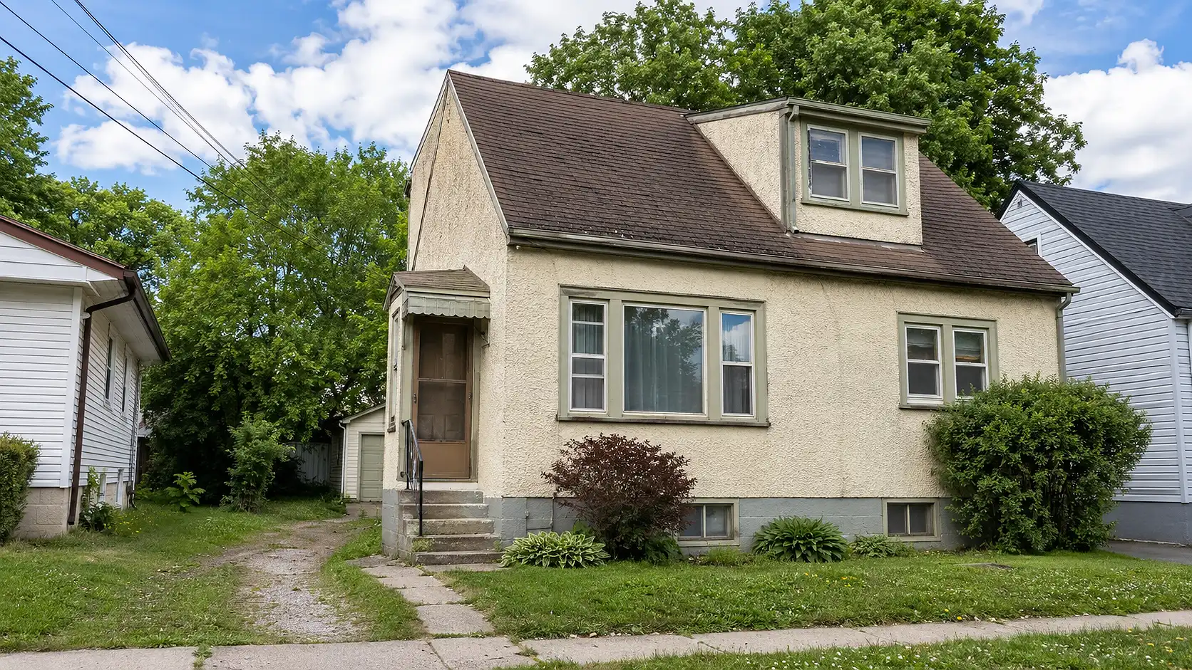 Stucco House With Mold Issues