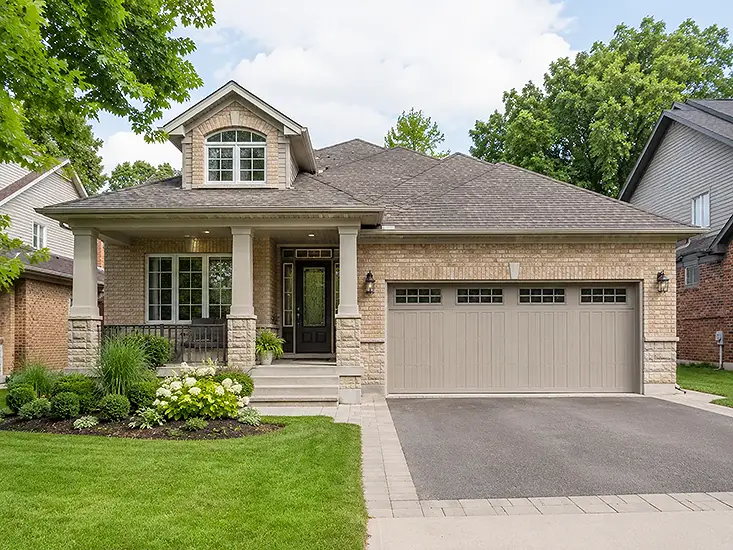We buy houses throughout Guelph Ontario without required repairs or public showings