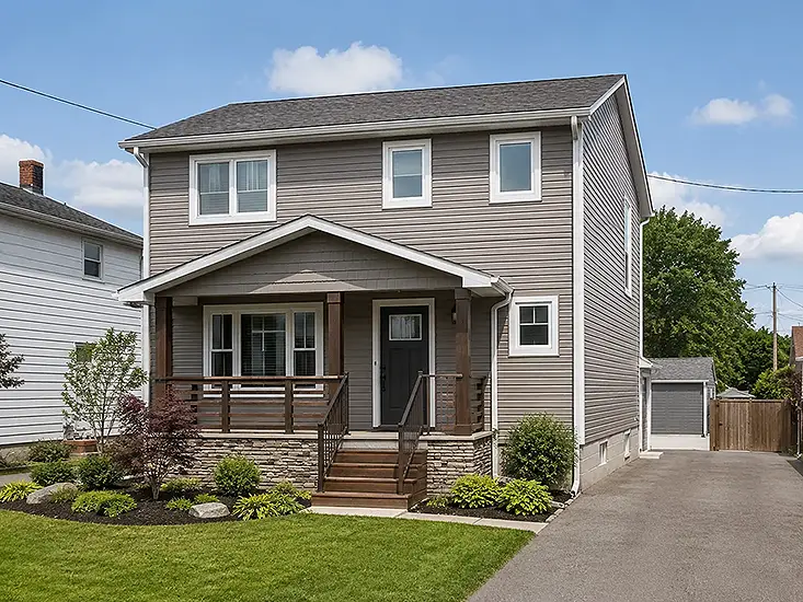 We buy houses in Welland Ontario without repairs or public showings